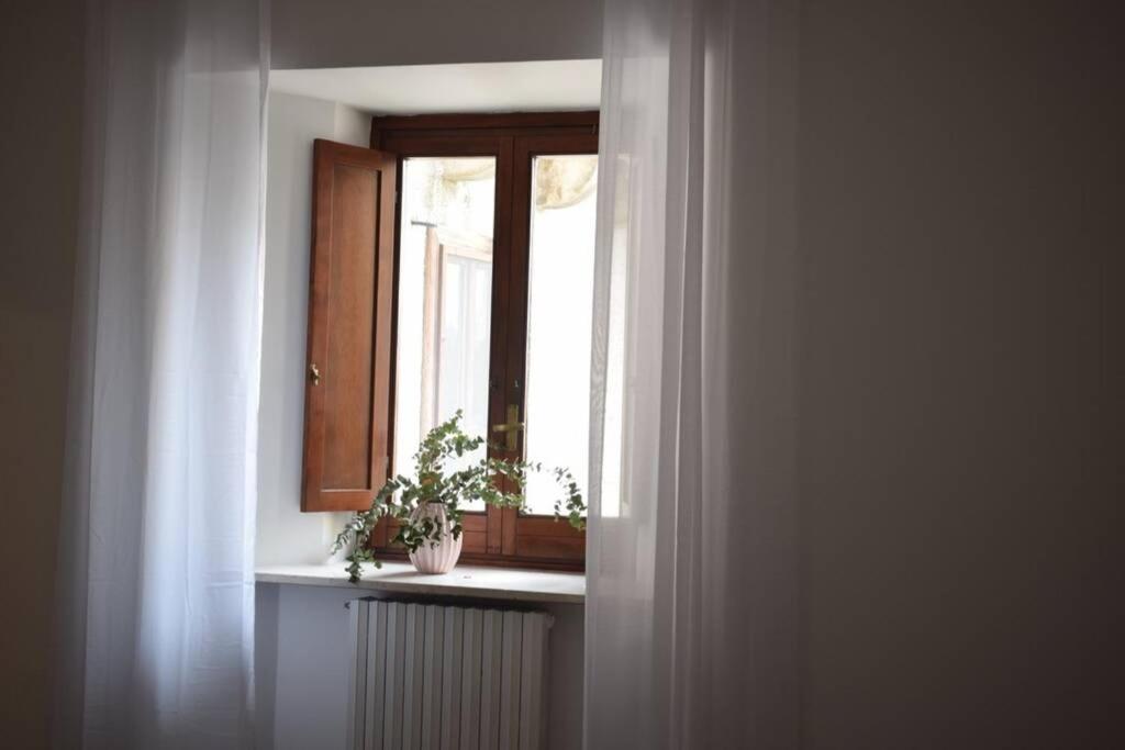 La Casetta Di Rosie, Alla Torre Guevara Potenza Buitenkant foto